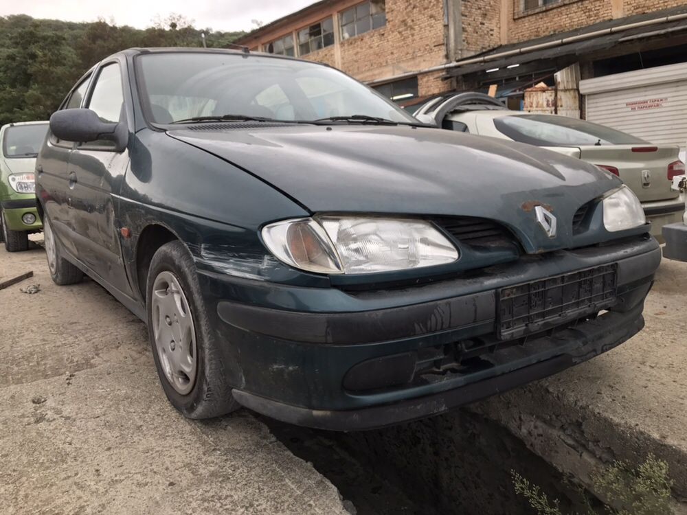 Renault Megane 2.0 113кс 1997г На Части