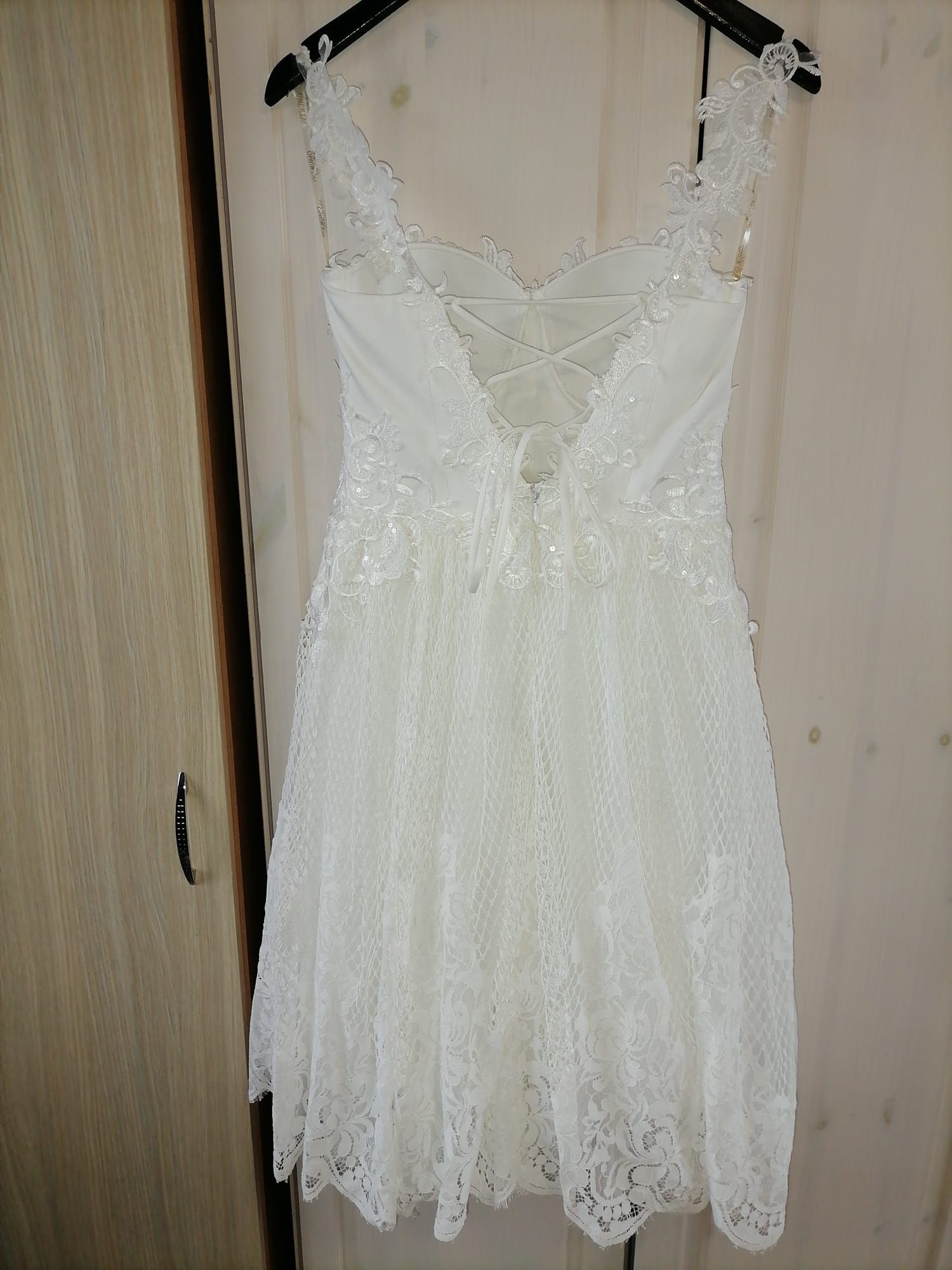 Rochie + blanita alba