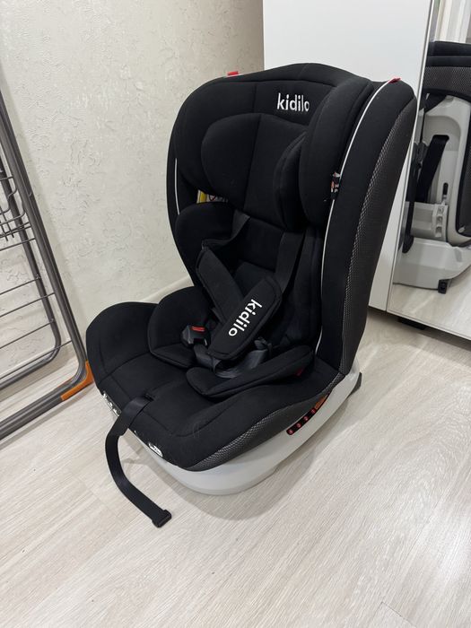 Автокресло для детей продается