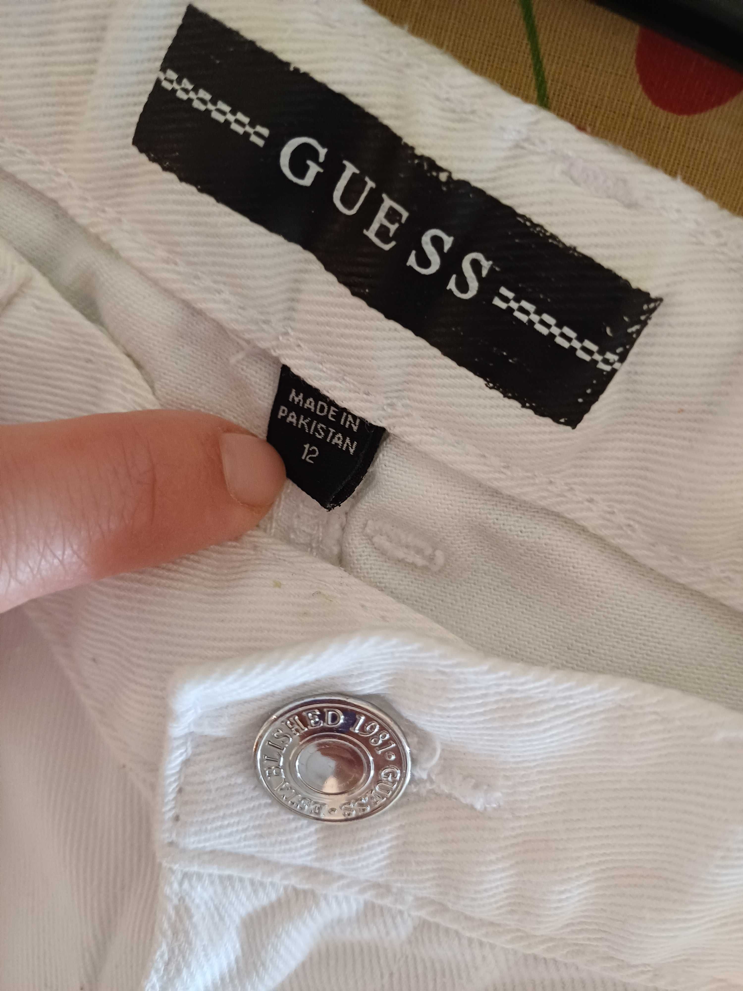 Къси дънкови панталонки Guess за момиче