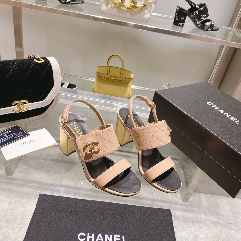 Pantofi Chanel