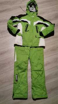 Costum de ski verde