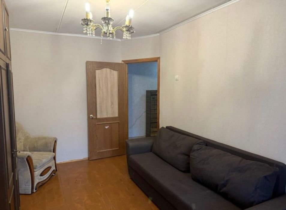 Сдам квартиру 2 комнатную Бектурова 17