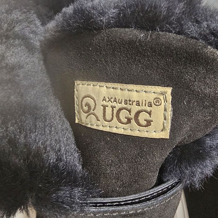 Ugg AXA  Australia 38