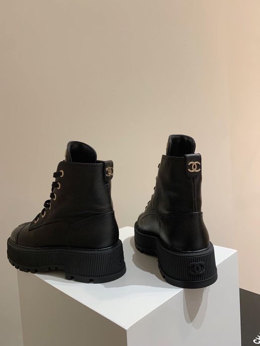 Обувки Chanel Естествена кожа