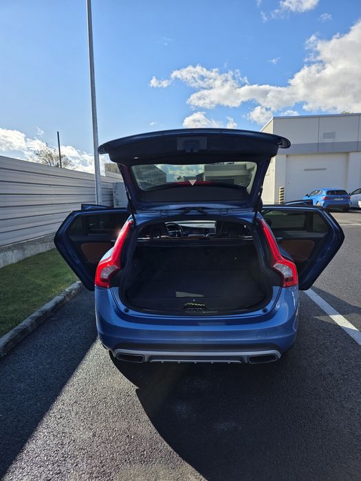 Volvo V60 hibrid 2013