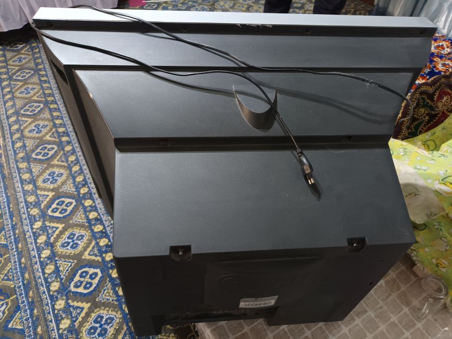 Большой и рабочий телевизор по низкой цене