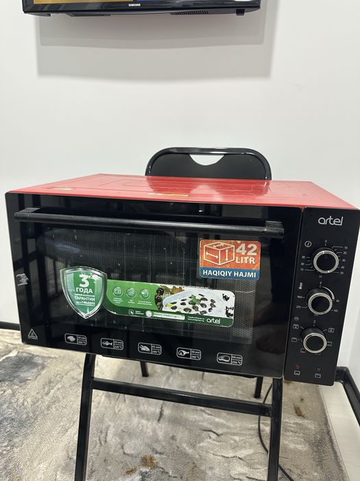 духовка срочно сотилад почти новый