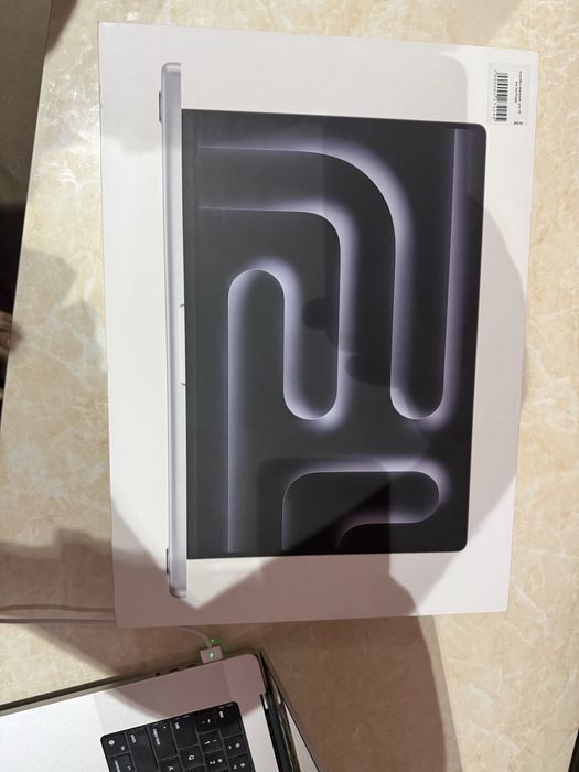Macbook pro 16” m4 pro