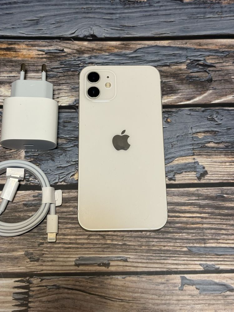iPhone 12 white, 128GB, stare foarte buna