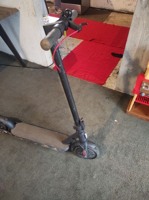 Vând trotinetaaaa