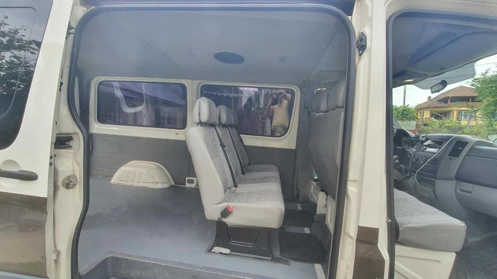 Volkswagen Crafter 35 2.5 TDI 136 Largo