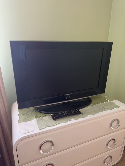 televizor samsung LE26S81B impecabil