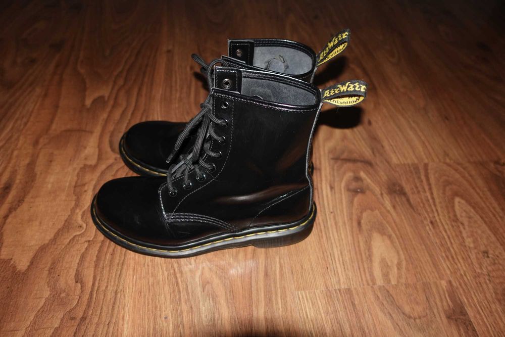 Ghete Dr. Martens 1460, Negre, Marimea 39, Stare foarte buna