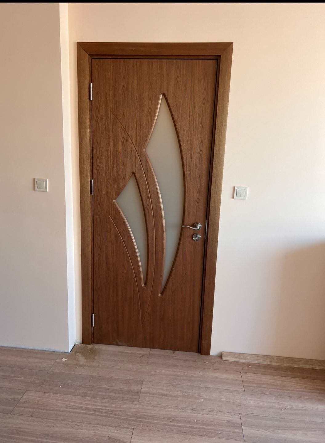 Интериорна врата