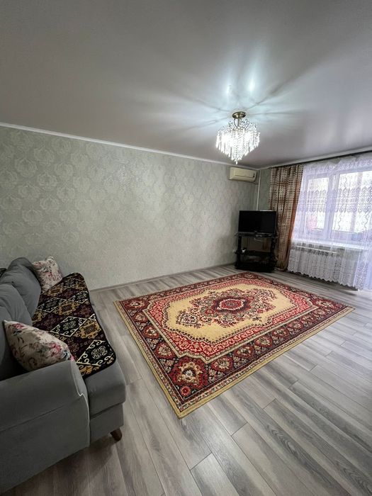 Сдам посуточно квартиру в районе Космос.Самый центр города. Kaspi Red