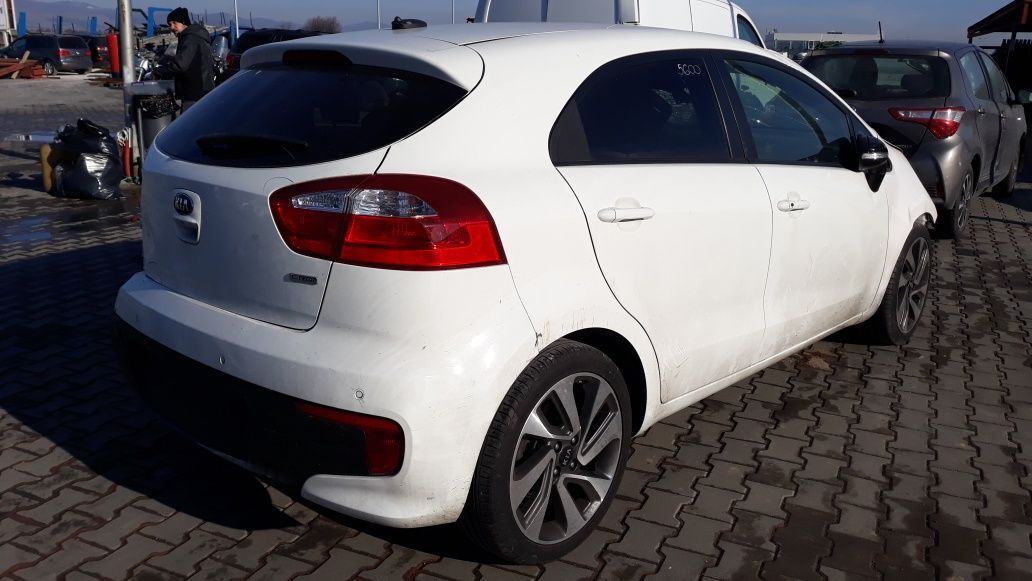 Kia Rio 1.1crdi,2016г,Euro 6,На части