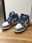 Adidasi Jordan 1