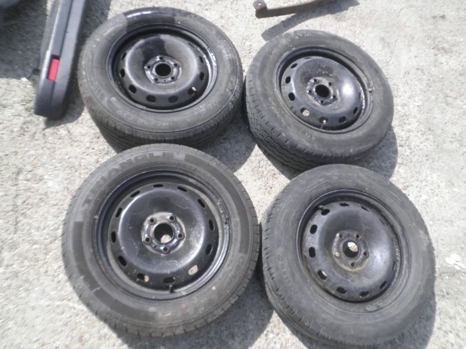 Jante 16" cu anvelope Opel Vivaro , Renault Trafic, 2016 6J ET50 205/65/16