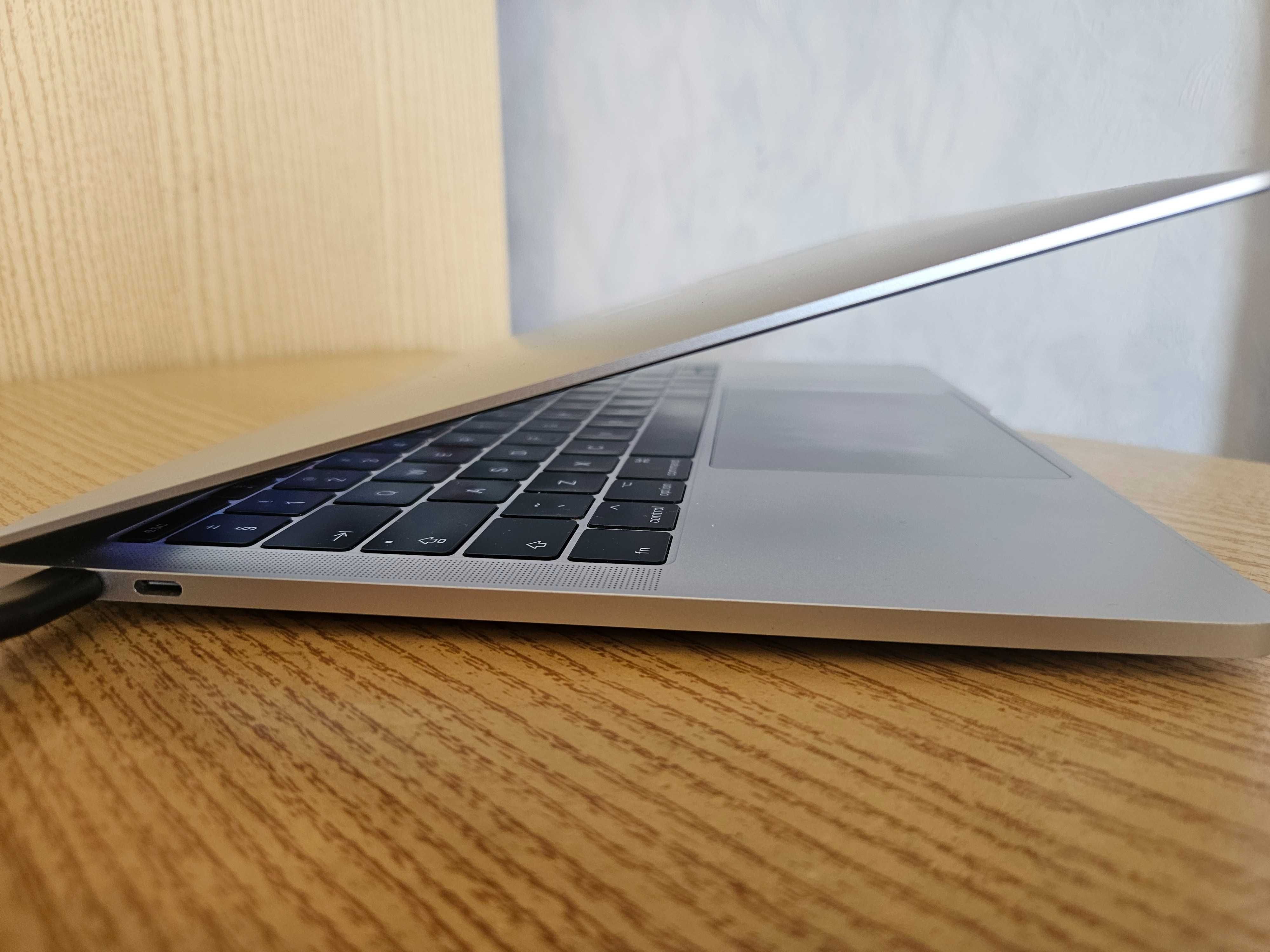 Macbook Pro 13 2017