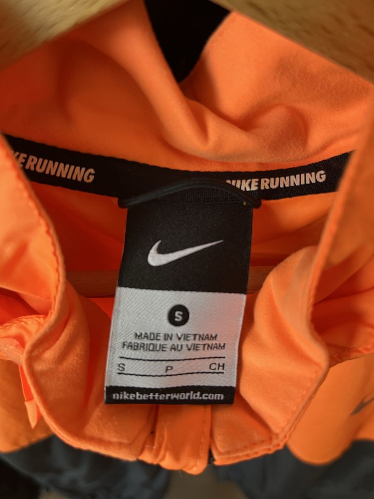 Мъжки спортни дрехи Nike