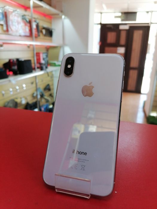 Продам белый айфон х топ