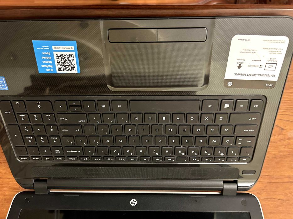 продам ноутбук HP Pavilion 15 f271wm