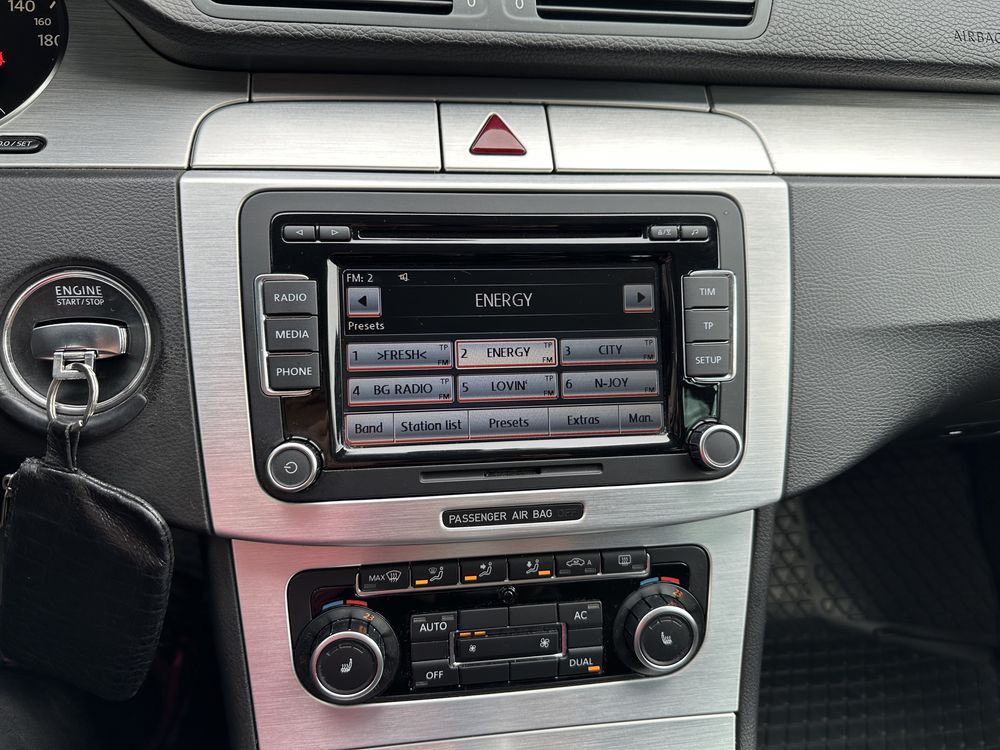 VW Passat R-line