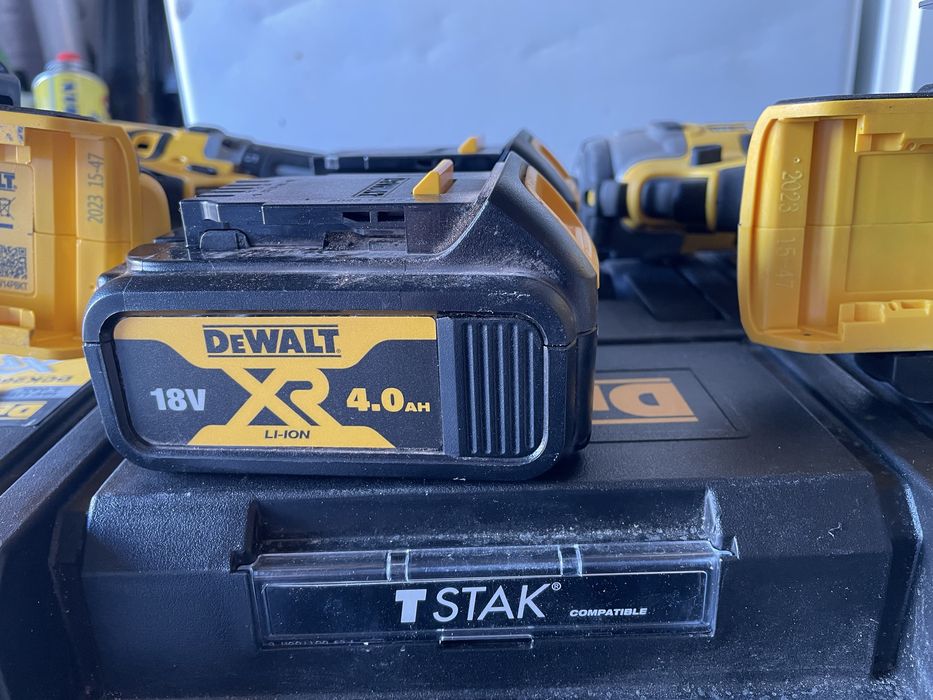 Set dewalt 18v brashlles