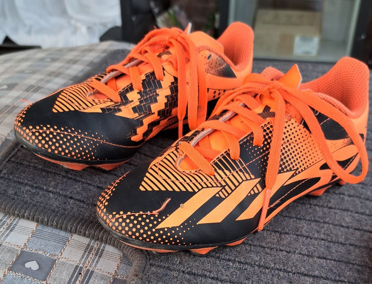 Adidas футболни бутонки