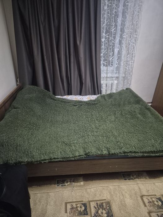 Продам кровать б/у