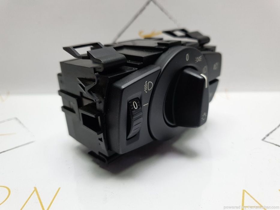 Bloc lumini BMW 3 V (E90) [ 2004 - 2012 ] 320 i (N46 B20..) 110KW|150HP OEM 6932794