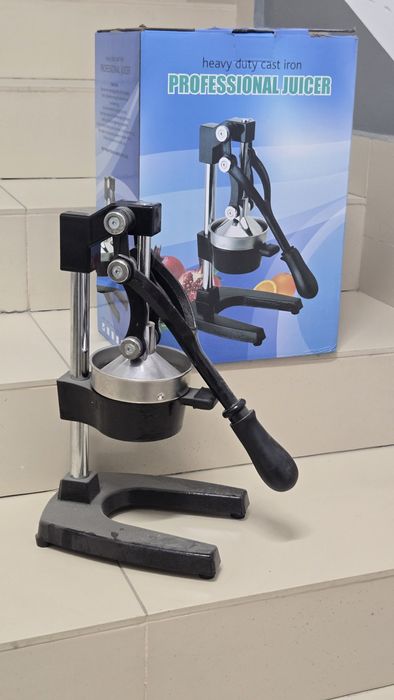 Соковыжималка ручная из чугуна