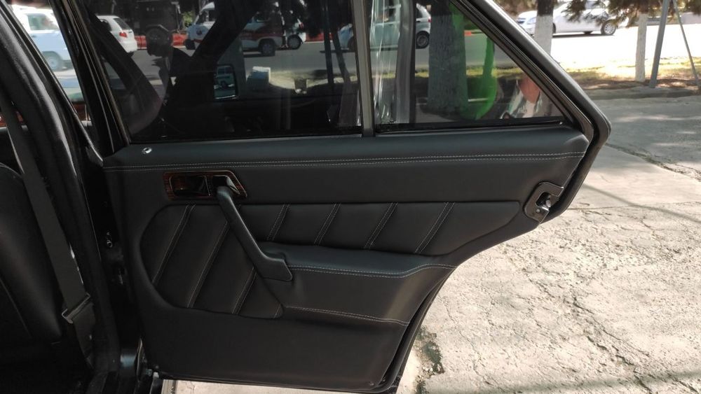 W190 cos worth 1984 M104 electron