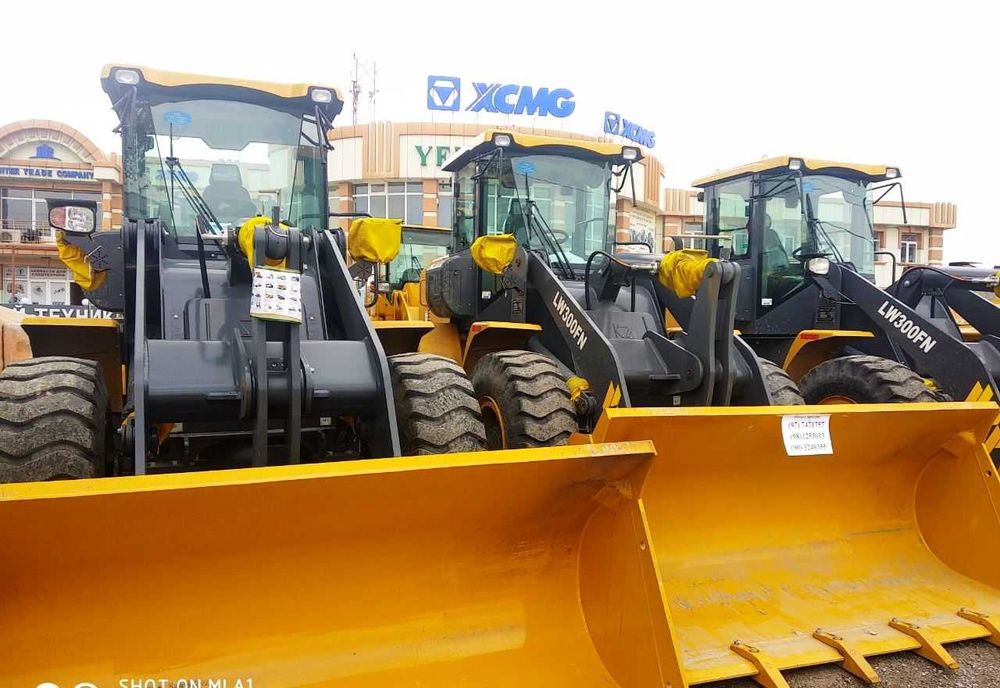 Продаётся Фронтальный Погрузчик XCMG LW300FN сотилади, ками бор