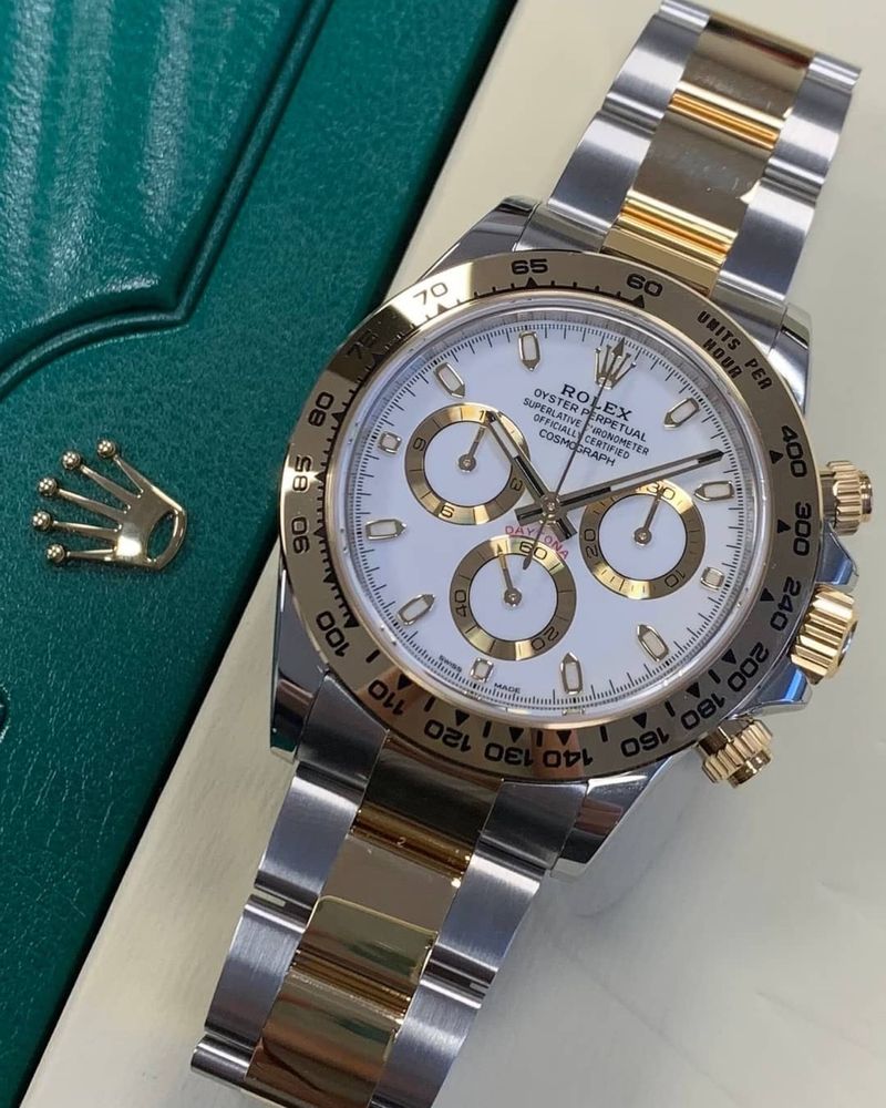 Rolex daytona cosmograph white dial
