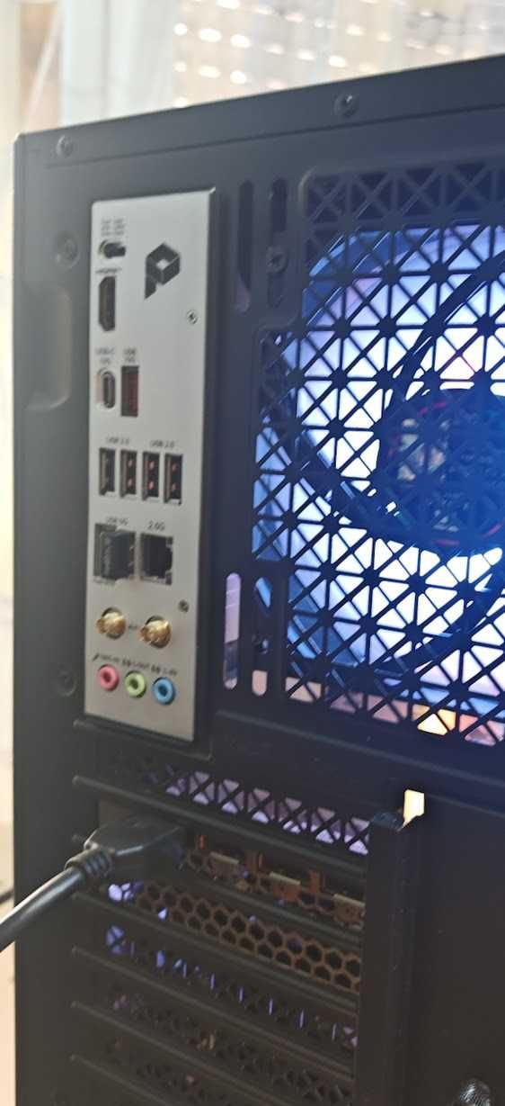 Много Добро Геймърско PC R5 7600X/32Gb D5/2TB SSD/RTX 3080/Гаранция