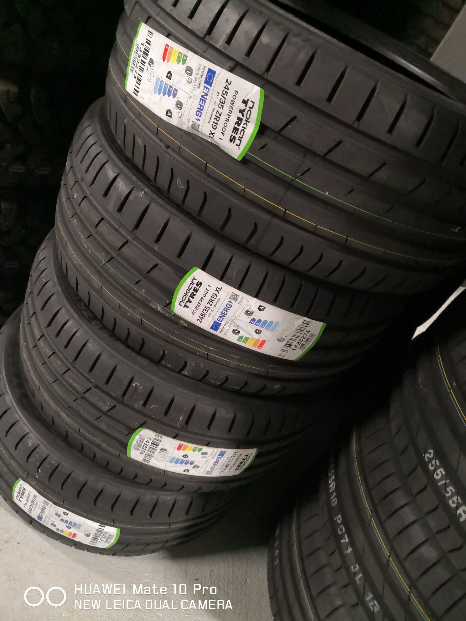 245 35 19 цола гуми нови nokian dot 24