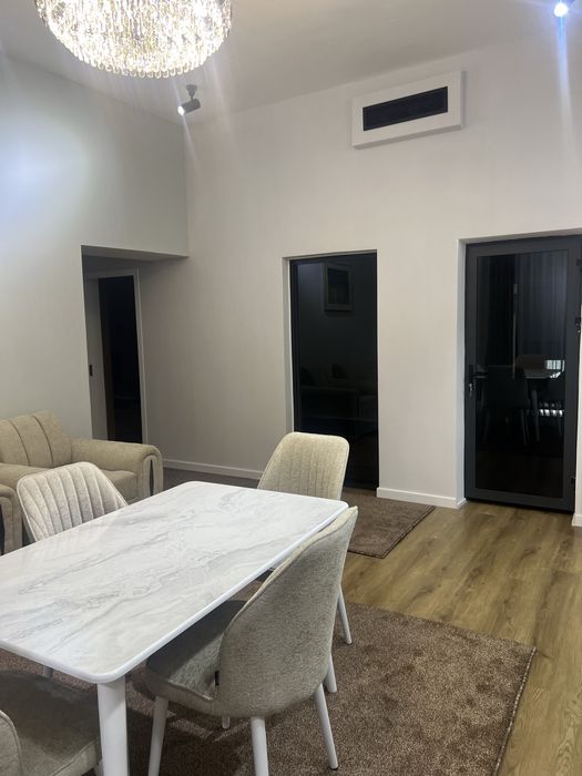 Паркетский улица.  Олтин тепа