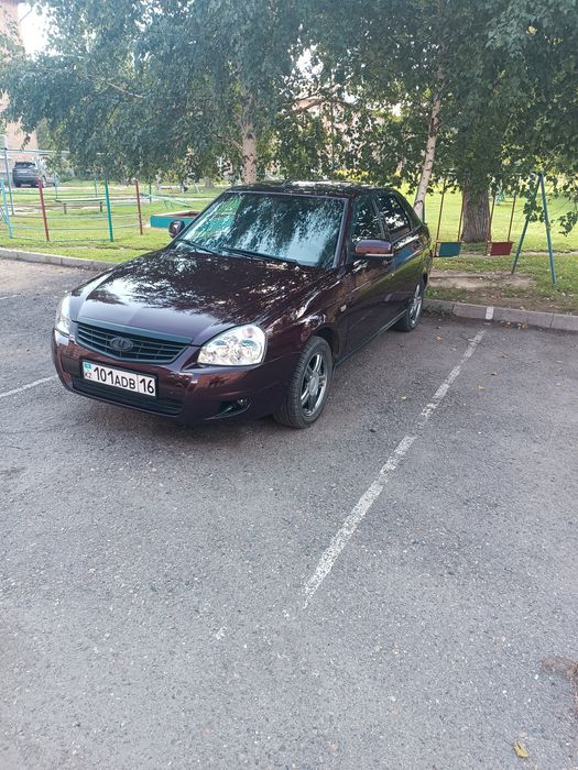 Продам приору люкс