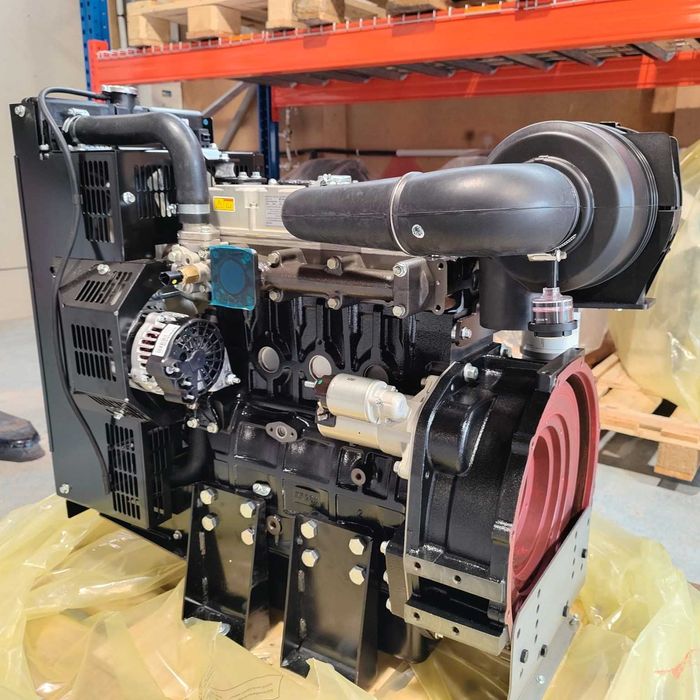 vand motor nou Perkins 404D-22 GN