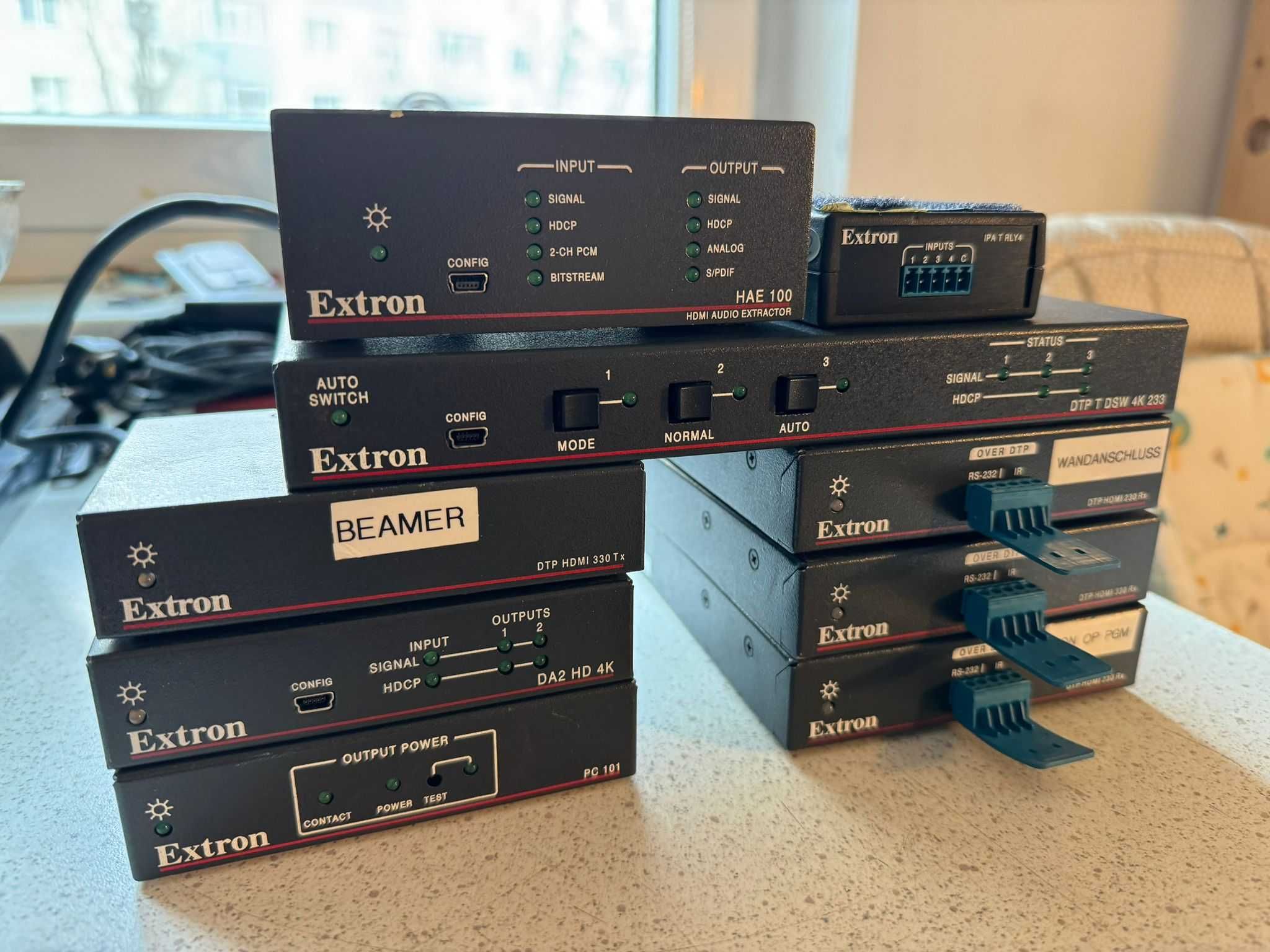 EXTRON  - Echipamente Profesionale Audio / Video