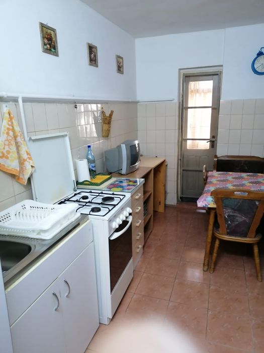 Vând sau schimb cu apartament în București 3-4 camere