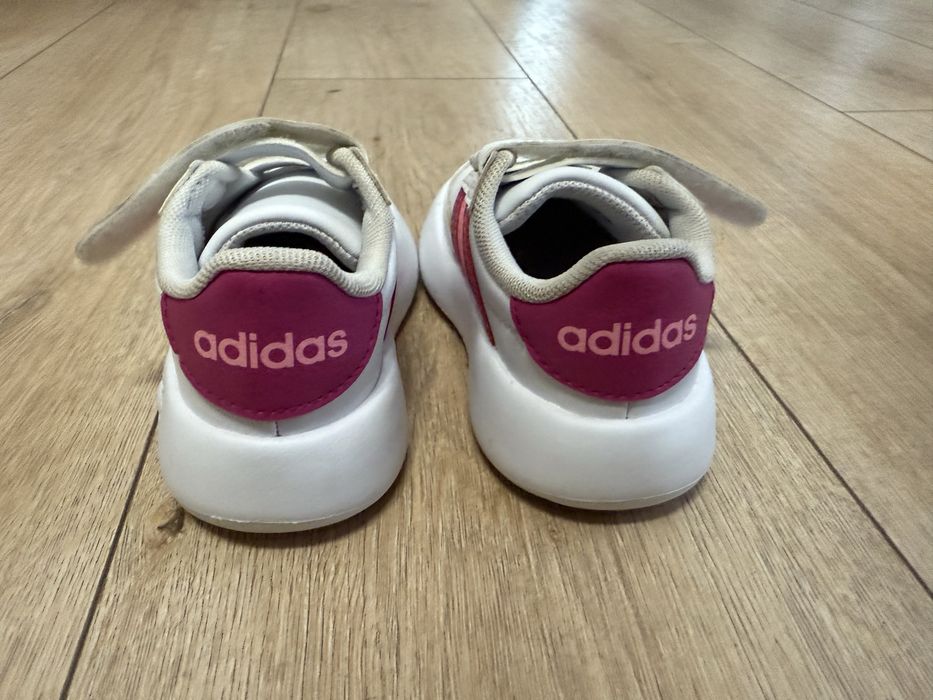 Adidas Breaknet mărime 23