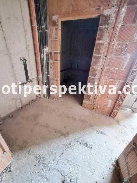 Продава се Едностаен апартамент в Пловдив, Кършияка - 50 кв.м за 1030 €/кв.м - Снимка #2