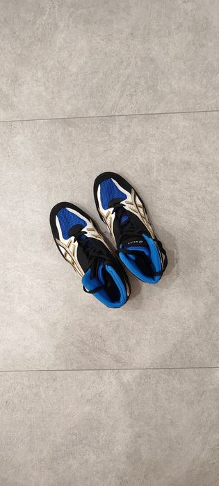 Продам мужские борцовки новые