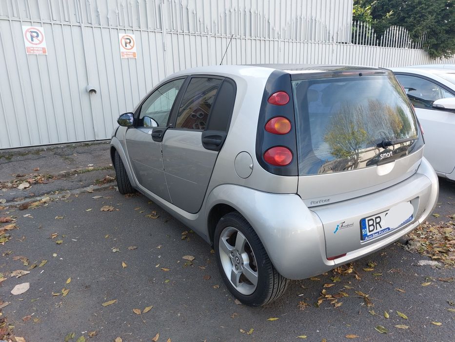 Smart Forfour 1.1 benzina 75 CP