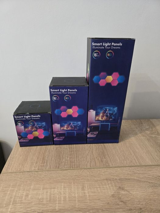 Lampa Modulara Inteligenta tip Hexagon cu Aprindere prin Atingere Led