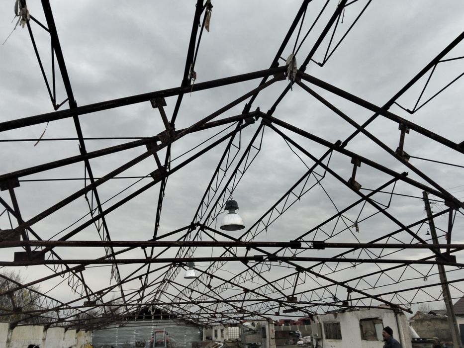 Vând structura acoperis din ferme