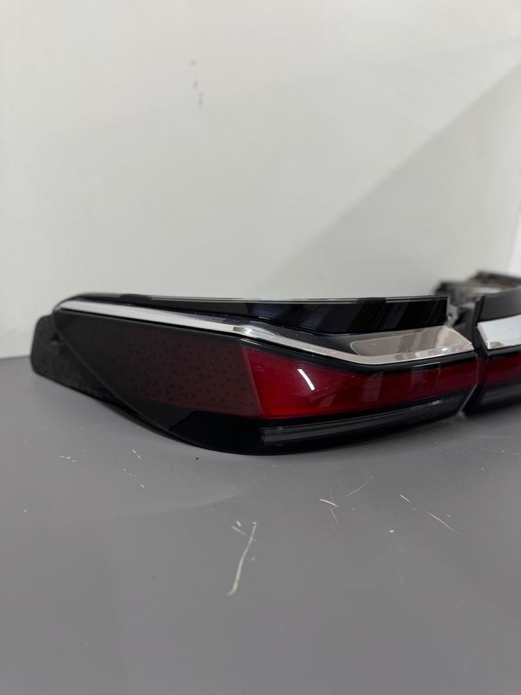 Stop aripa stanga dreapta Bmw seria 7 G70 shadowline